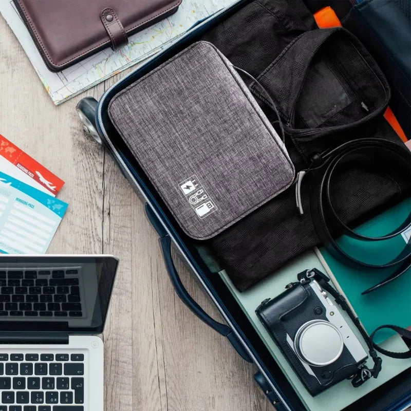 Travel Cable Organiser Bag, Portable Digital Storage Pouch for Gadgets and Electronic Devices